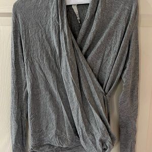 Lulu lemon gray pullover/ cardigan size 4